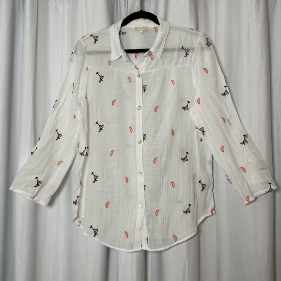 fig and flower Tops - Fig + Flower Novelty Cocktail Embroidered Button Front Shirt Large